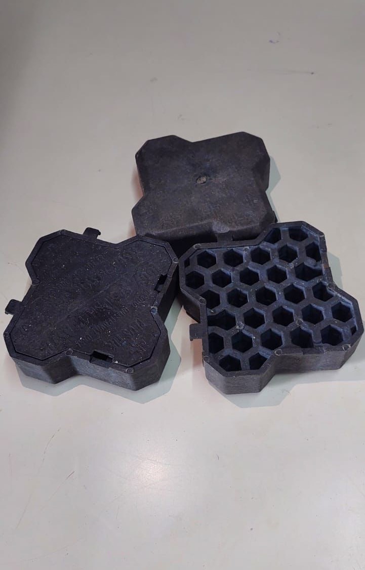 Plustik Pavement Block